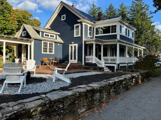 The Inn Crowd Bed And Breakfast Holden Εξωτερικό φωτογραφία